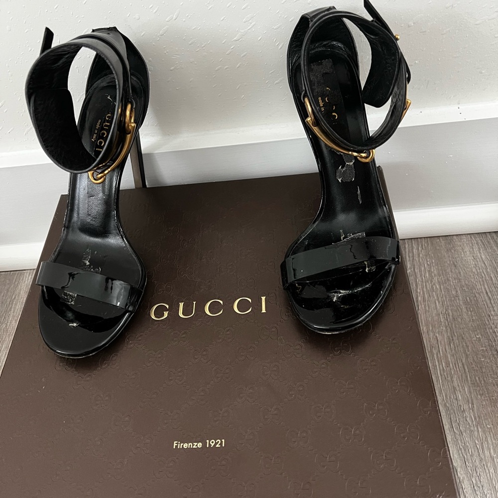 GUCCI Black patent leather Horsebit Ankle “Ursula” sandals, size 37.5
